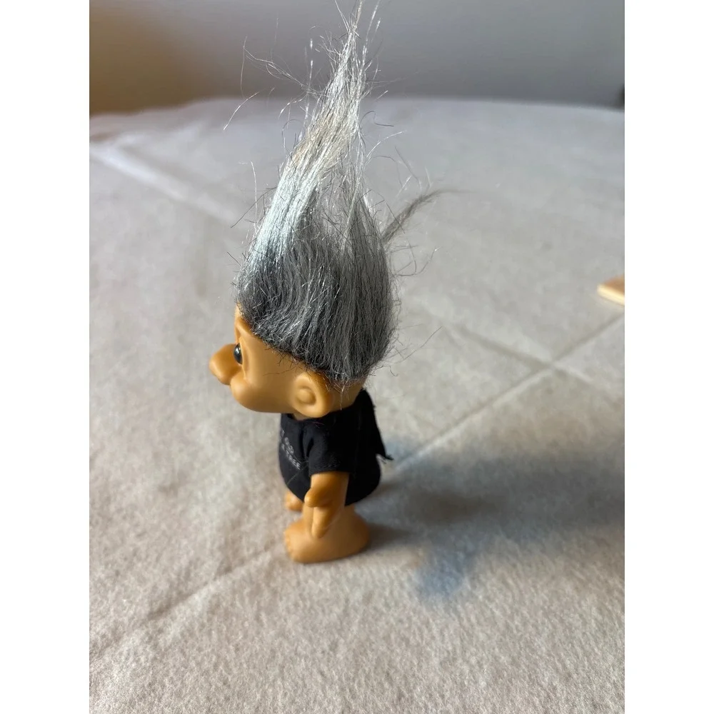 Russ‎ Troll Doll 40 Isn't Old You're A Tree Black T Shirt Collectible Toy I